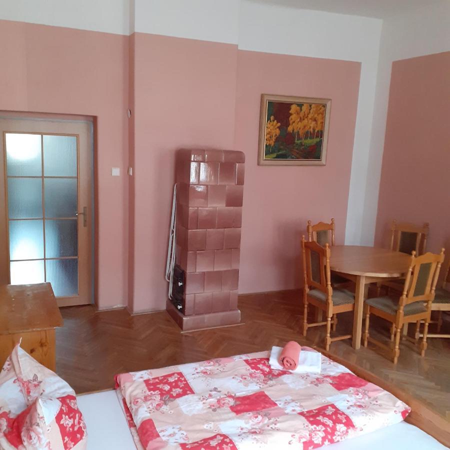 Apartma Františkovy Lázně Dış mekan fotoğraf