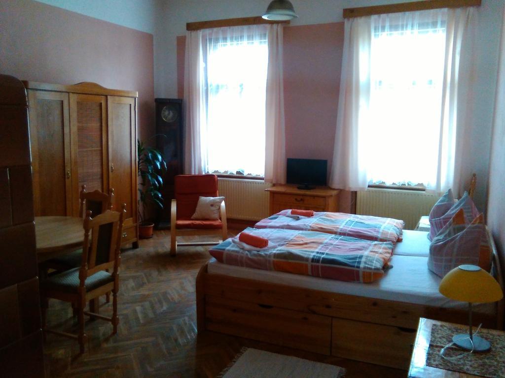 Apartma Františkovy Lázně Dış mekan fotoğraf